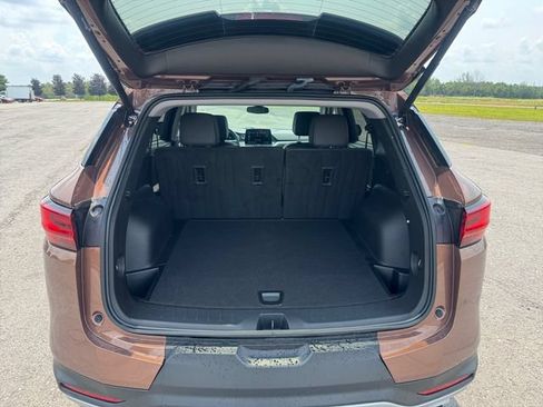 Used 2023 Chevrolet Blazer LT AWD/4WD image 19