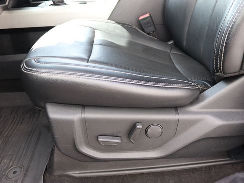 Used 2019 Ford F150 Lariat w/ Equipment Group 502A Luxury AWD/4WD image 30