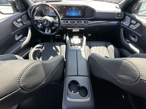 New 2026 Mercedes-Benz GLS 63 AMG 4MATIC image 29