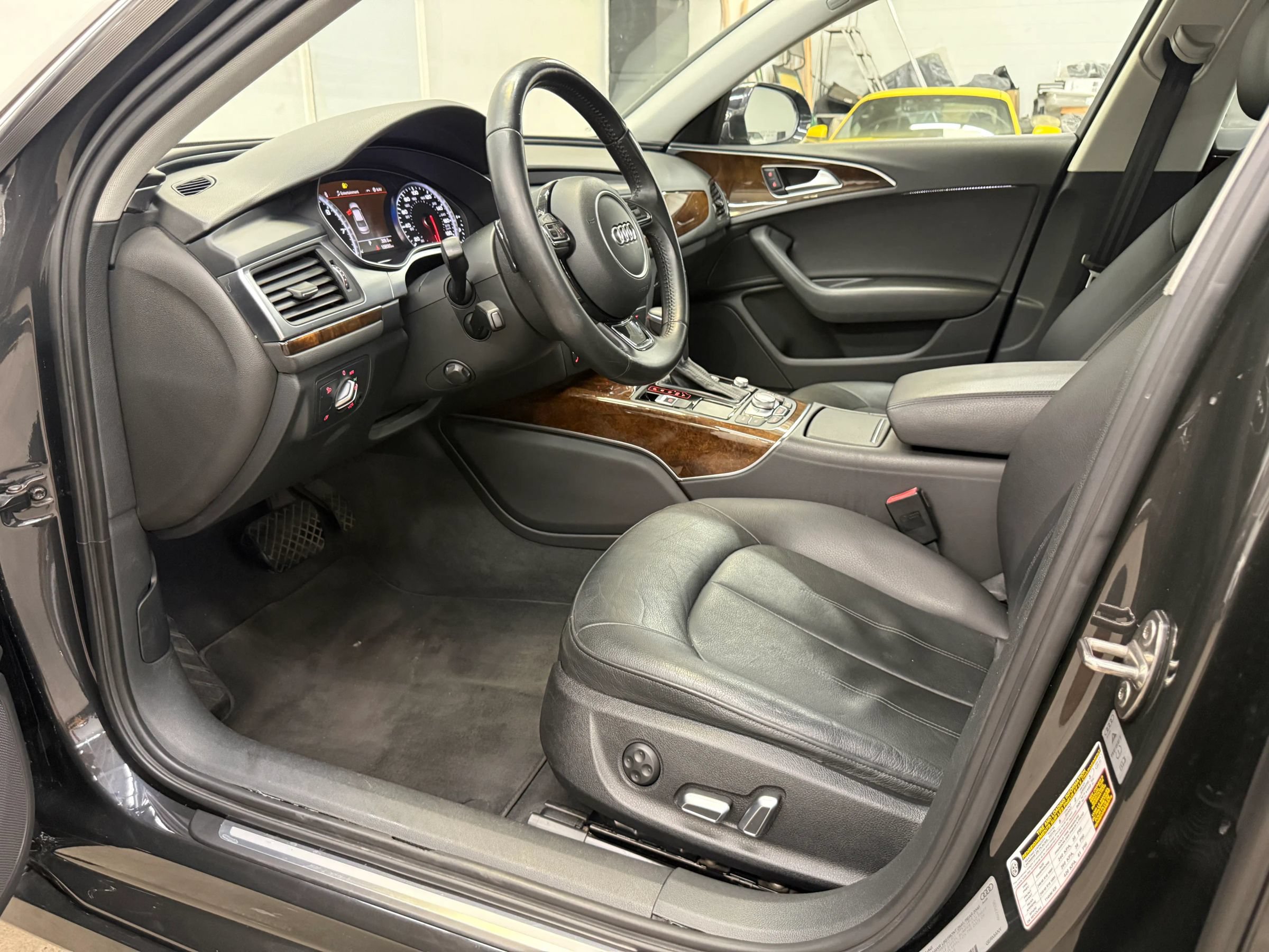 Used 2016 Audi A6 2.0T Premium Plus w/ Premium Plus Package FWD image 13