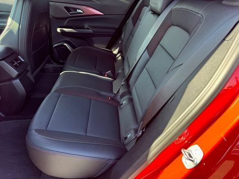 Used 2026 Chevrolet Equinox EV RS FWD image 12