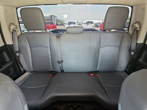 Used 2020 RAM 1500 Tradesman w/ Chrome Appearance Group RWD image 23