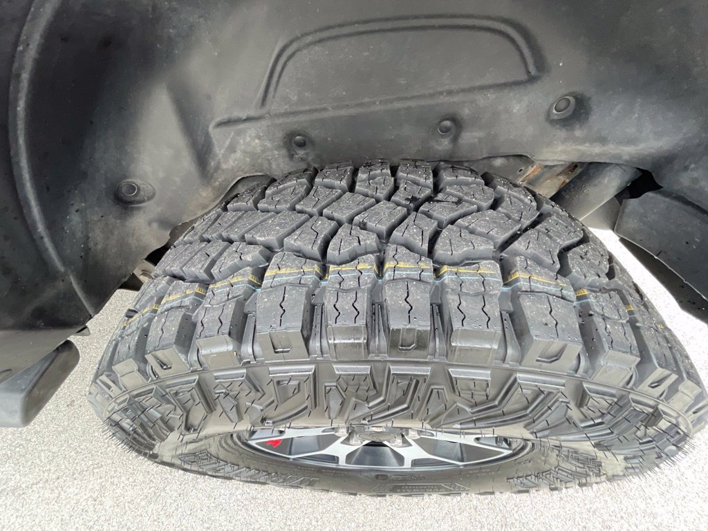 Used 2022 Jeep Wrangler Unlimited Rubicon w/ Cold Weather Group AWD/4WD image 31