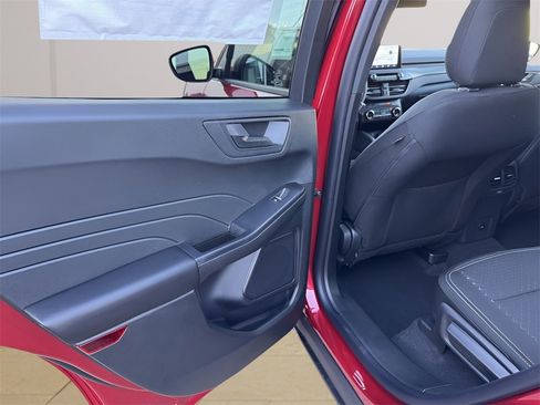 New 2026 Ford Escape Active w/ Cold Weather Package image 17