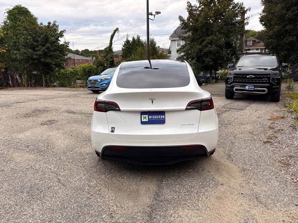 Used 2023 Tesla Model Y Long Range AWD/4WD image 5