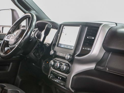 Used 2024 RAM 2500 Big Horn image 27