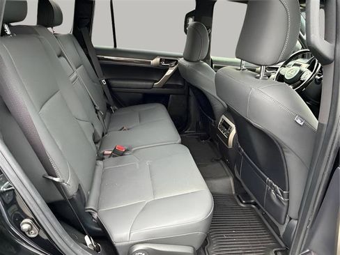 Used 2020 Lexus GX 460 Premium w/ Premium Package AWD/4WD image 37
