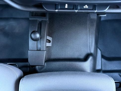 Used 2018 Chevrolet Silverado 1500 Custom w/ Trailering Package image 50