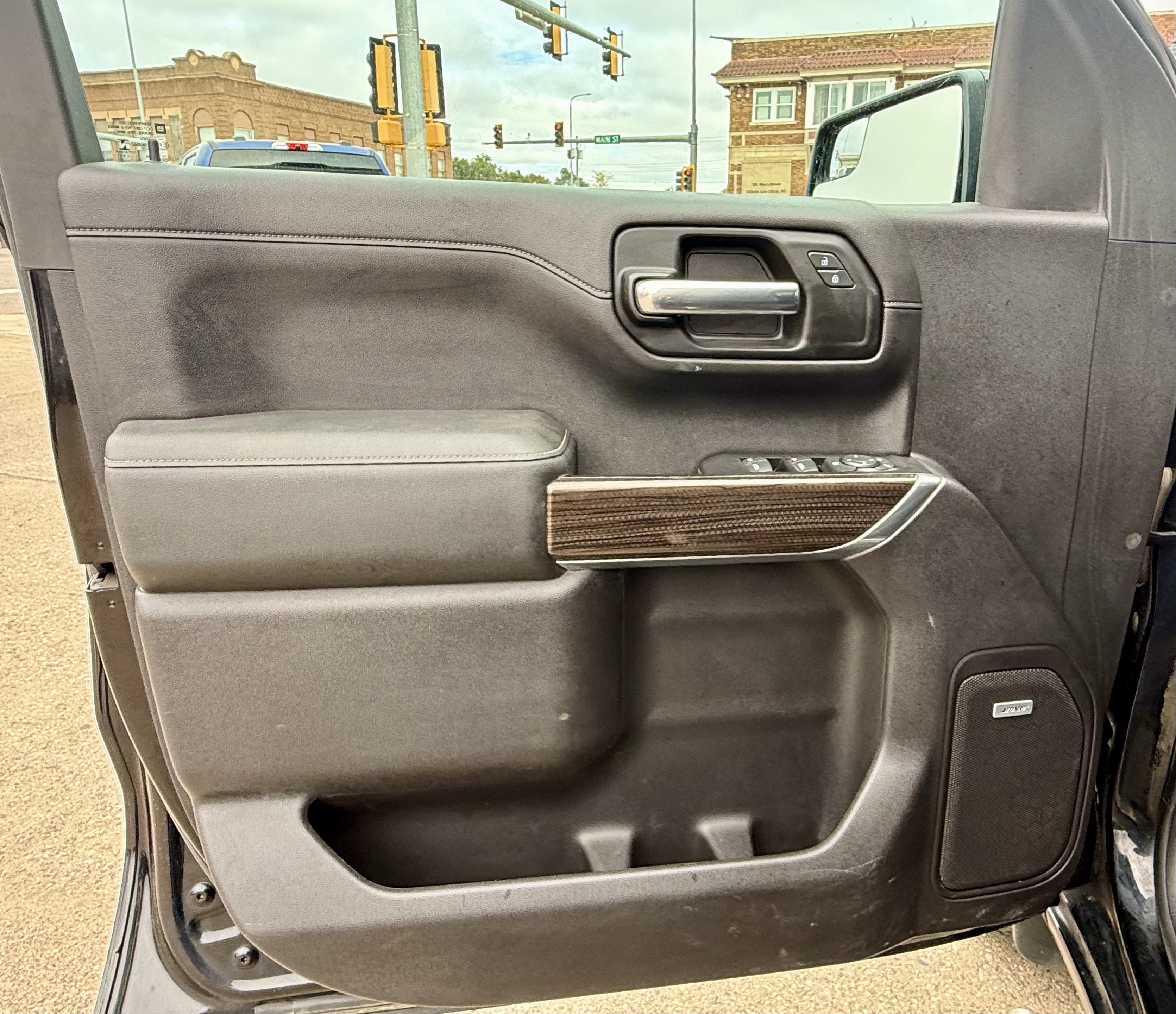Used 2019 Chevrolet Silverado 1500 RST w/ All-Star Edition AWD/4WD image 9