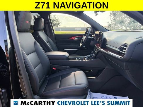 Used 2024 Chevrolet Traverse Z71 AWD/4WD image 25