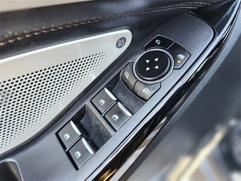 Certified 2022 Ford Explorer Platinum w/ Equipment Group 601A image 19