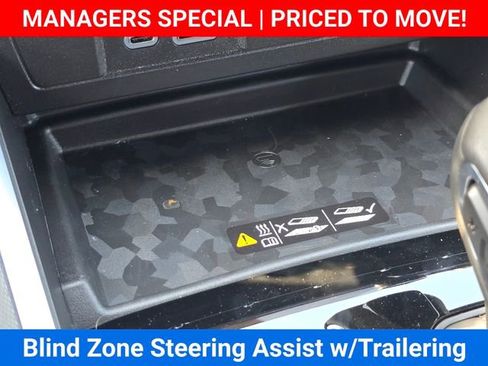 New 2025 Chevrolet Colorado LT w/ LT Convenience Package RWD image 22