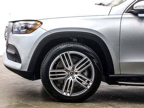 Certified 2022 Mercedes-Benz GLS 450 4MATIC image 11