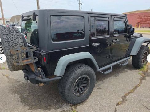 Used 2013 Jeep Wrangler Unlimited Sport w/ Connectivity Group AWD/4WD image 19