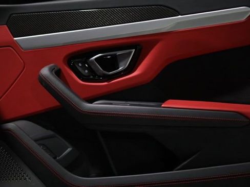 Used 2021 Lamborghini Urus AWD/4WD image 31