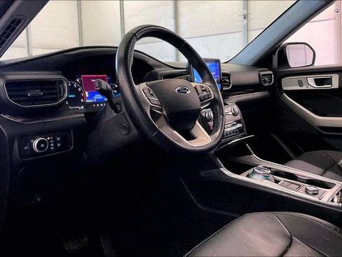 Used 2020 Ford Explorer Limited AWD/4WD image 12