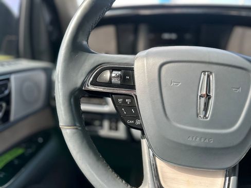 Used 2021 Lincoln Navigator L Black Label w/ Cargo Convenience Package image 10