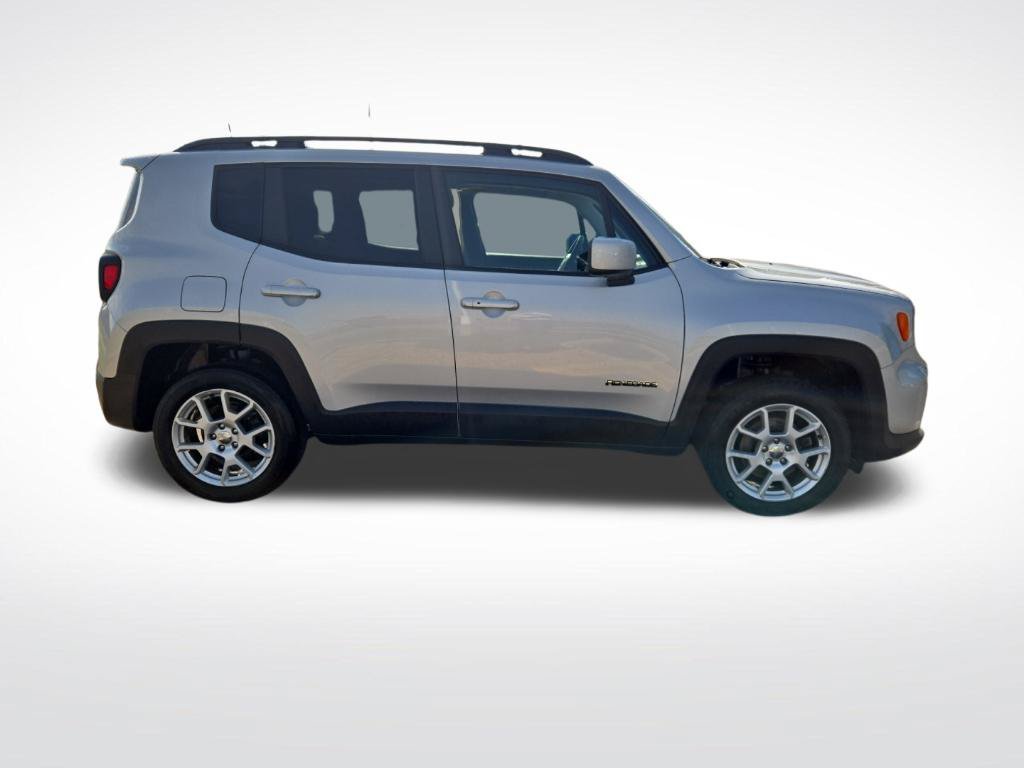 Used 2020 Jeep Renegade Latitude w/ Cold Weather Group AWD/4WD image 2