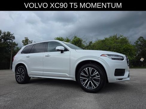 Used 2022 Volvo XC90 T5 Momentum w/ Protection Package Premier FWD image 1