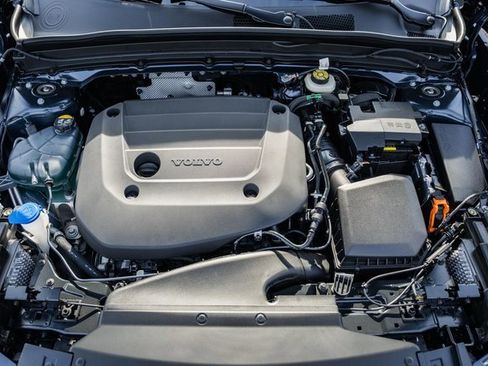 New 2026 Volvo XC40 B5 Ultra w/ Protection Package Premier image 19