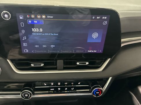 Used 2025 Chevrolet Equinox LT FWD image 22