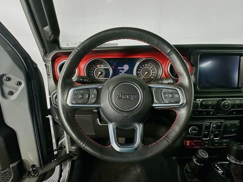 Used 2023 Jeep Wrangler Unlimited Rubicon w/ Cold Weather Group AWD/4WD image 11