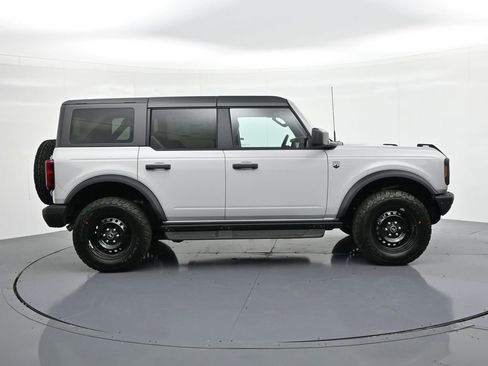 New 2026 Ford Bronco Big Bend w/ Black Diamond Package image 5