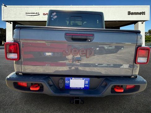 Used 2021 Jeep Gladiator Mojave image 5