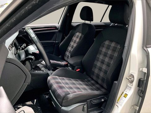 Used 2017 Volkswagen GTI S image 20