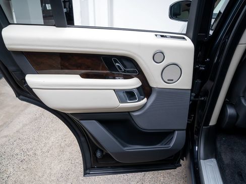 Used 2019 Land Rover Range Rover HSE AWD/4WD image 22