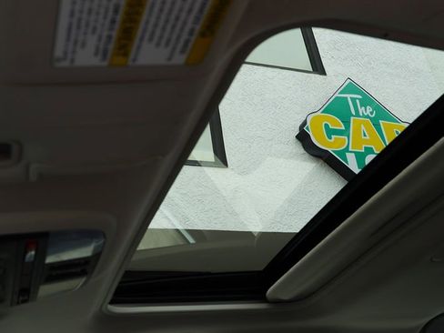 Used 2017 Subaru Impreza 2.0i Limited image 60