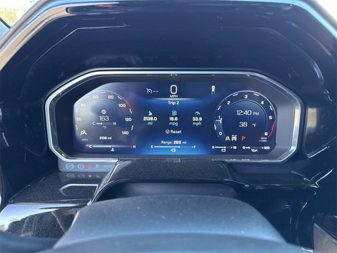 Used 2026 Chevrolet Silverado 1500 LTZ image 13