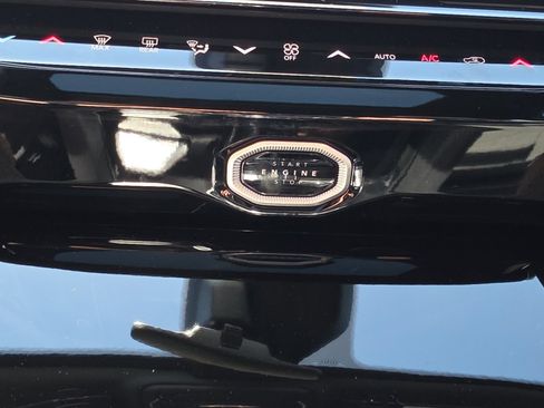 New 2026 Jeep Grand Cherokee L 4WD image 23