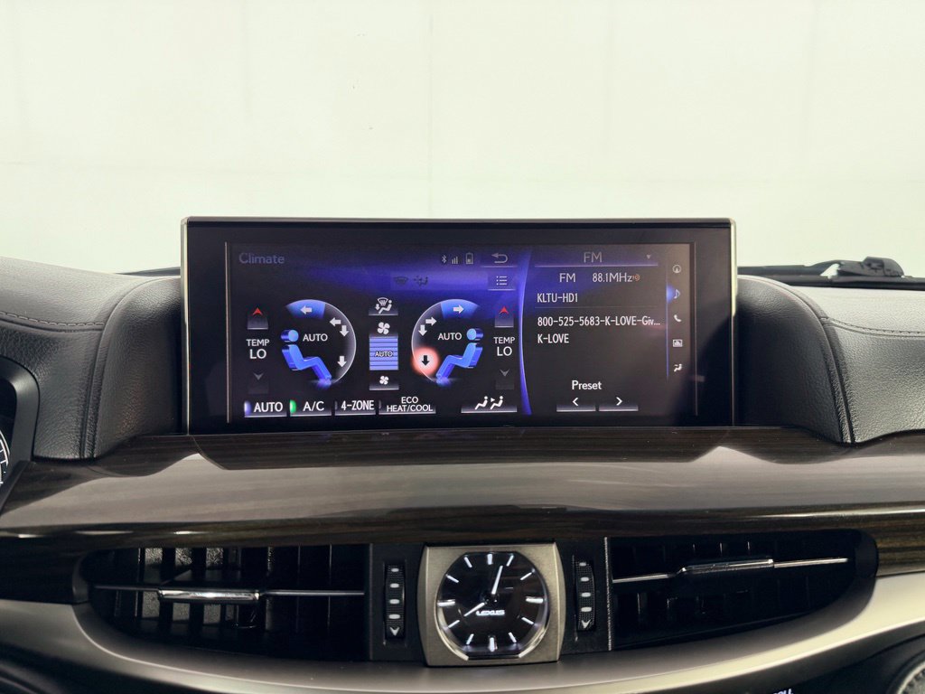 Used 2019 Lexus LX 570 4WD w/ Luxury Package image 17