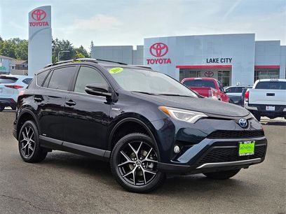 Used 2018 Toyota RAV4 SE