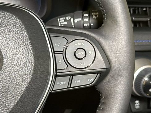 Used 2025 Toyota RAV4 XSE w/ Advanced Technology Package AWD/4WD image 24