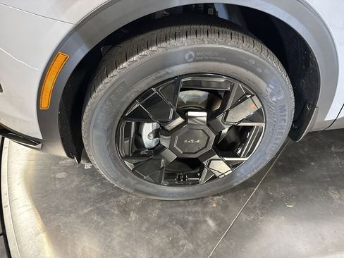 New 2026 Kia Sportage X-Line image 10