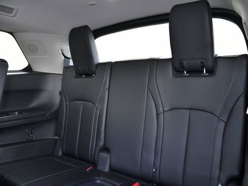 Used 2025 INFINITI QX60 Pure w/ Cargo Package image 25