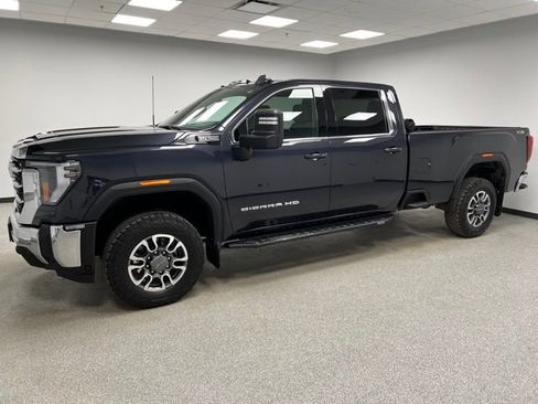 Used 2024 GMC Sierra 3500 SLE AWD/4WD image 6