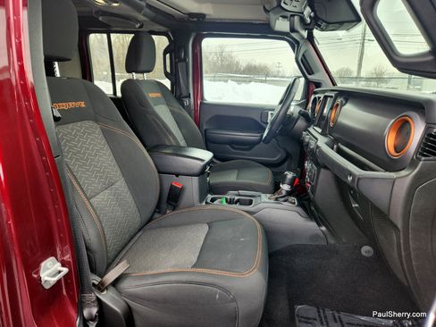 Used 2022 Jeep Gladiator Mojave w/ Cold Weather Group image 27