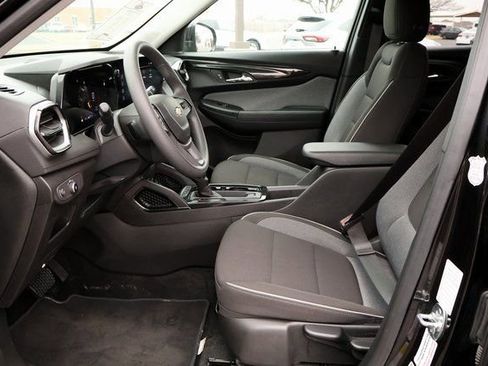 Used 2025 Chevrolet TrailBlazer LT image 26