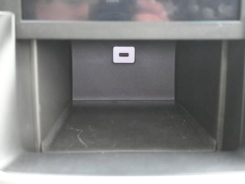 Used 2020 GMC Yukon Denali w/ Denali Ultimate Black Edition image 31