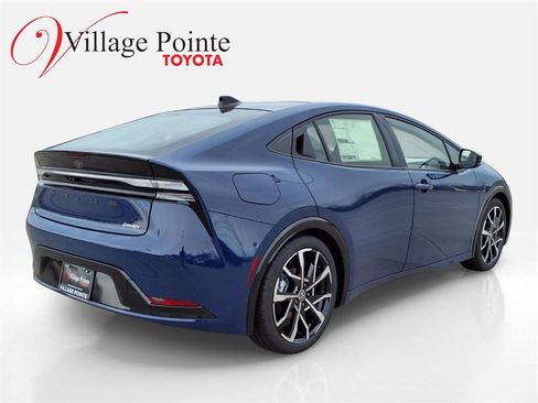 New 2026 Toyota Prius Plug-In Hybrid image 5