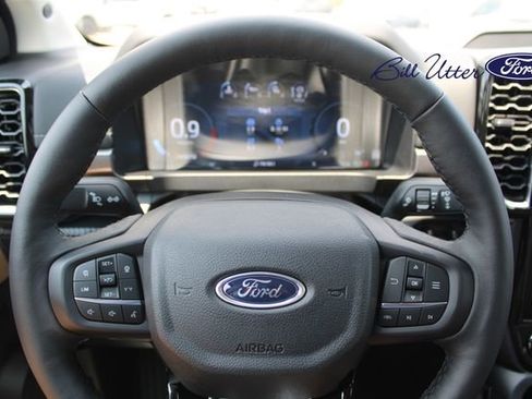 New 2025 Ford Ranger Lariat w/ FX4 Off-Road Package image 16