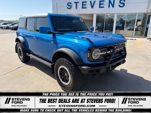 Used 2024 Ford Bronco Outer Banks w/ Sasquatch Package AWD/4WD image 5