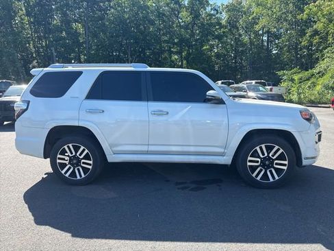 Used 2020 Toyota 4Runner Limited AWD/4WD image 6
