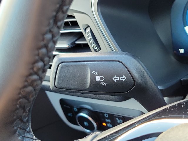 Certified 2023 Ford Escape Platinum w/ Premium Technology Package AWD/4WD image 18