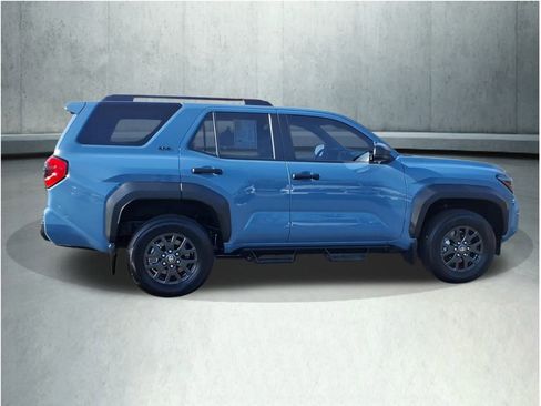 Used 2025 Toyota 4Runner SR5 image 29