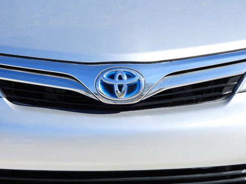 Used 2014 Toyota Camry LE image 23