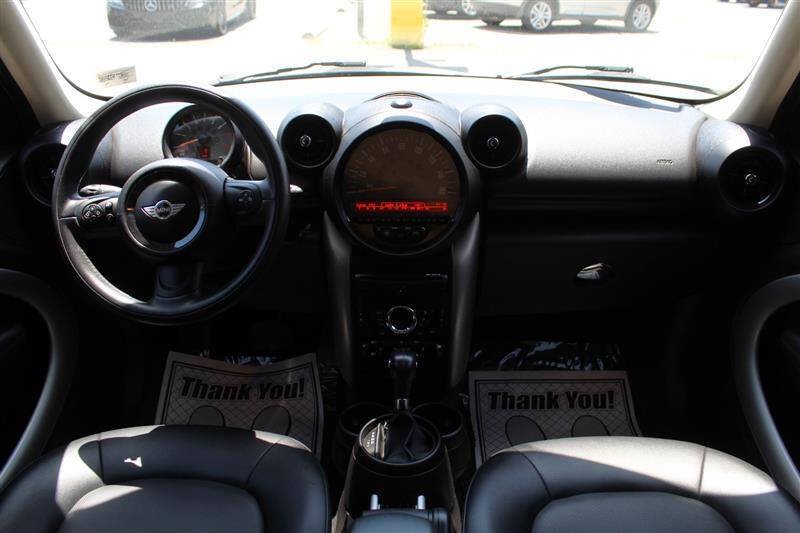 Used 2015 MINI Cooper Countryman FWD image 13